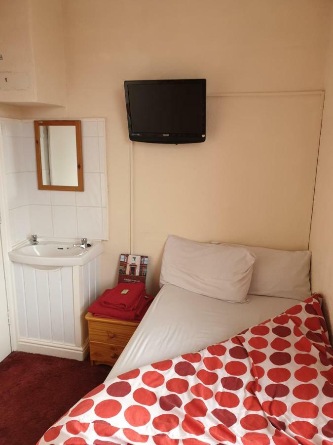 Foxhall Village Guest House Blackpool Exterior photo