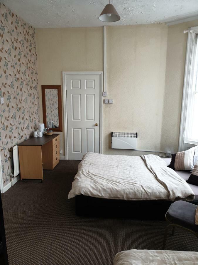 Foxhall Village Guest House Blackpool Exterior photo