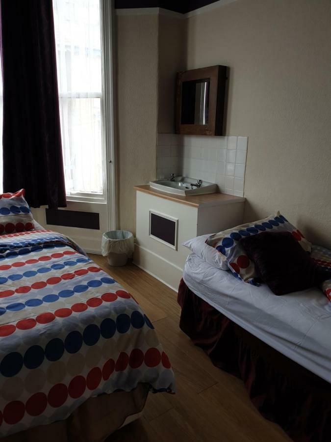 Foxhall Village Guest House Blackpool Exterior photo